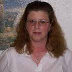 Eileen Hessel's Instagram, Twitter & Facebook