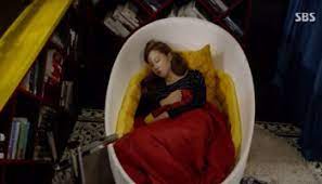 A woman from a debt family faces her anxieties even as a psychiatrist who slowly falls in love with him. It S Okay That S Love Ep 16 Recap Finale Drama For Real