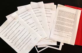 La proposition parut choquer le petit prince mais je ne suis pas tout à fait certain de réussir. Fondazione Bonotto Akenaton Akenaton