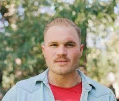 Jason Botti's Instagram, Twitter & Facebook