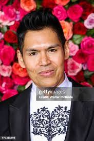 Clint Ramos's Instagram, Twitter & Facebook