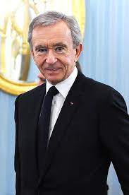 Les plus riches sont par ailleurs ceux qui s'enrichissent le plus vite, souligne challenges, puisqu'en 1996, le top 10 ne. Top 10 Des Francais Les Plus Riches En 2018