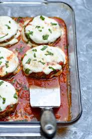 An Oven Fry Method Creates This Crispy Baked Eggplant Parmesan That Rivals Any Fried Version An Easy Update Eggplant Parmesan Baked Recipes Eggplant Parmesan
