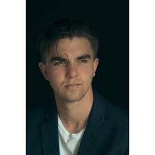 Another Natural light portrait shoot. Thanks Matt for sitting through it  despite being injured. Model: @mattyd95_ #portraitpage #portrait  #naturallight