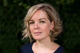 Beatrice Dean's Instagram, Twitter & Facebook