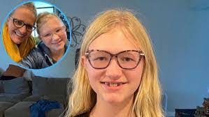 Jenn Temple's Instagram, Twitter & Facebook