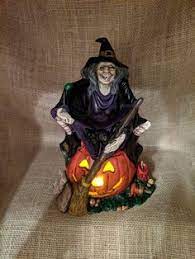 Halloween Witch Figurine 1972 Byron Mold Vintage Hand Painted Ceramic Witch On Pumpkin Halloween Witch Figurine Witch Figurines Halloween Witch