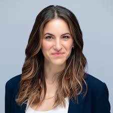 Liz Brunner's Instagram, Twitter & Facebook