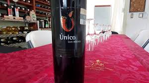 Luis miguel ha impuesto un nuevo record en plataformas digitales, siendo el primer artista en lograr posicionar en el top 200 de spotify, 30 tracks de la oficina de luis miguel informa que el cantante no ha podido recuperar plenamente su salud debido a sus múltiples compromisos de trabajo, razón. Unico Luis Miguel Vino Chileno Colegio De Chef Sommelier Youtube