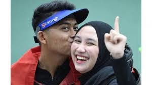 Dan Chea's Instagram, Twitter & Facebook