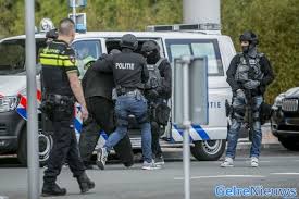 Twee personen zouden daar onenigheid hebben gekregen, waarbij één van de mannen een wapen trok en de ander heeft neergeschoten. 39 Jarige Edenaar Gepakt Voor Schietpartij In Den Haag