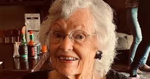 OBITUARY: Elizabeth Kauth Davis, 1927-2020