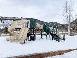 Ski holiday and skiing for beginners in colorado. Keystone Ski Resort The Best Ski Resort In Colorado For Families The Traveling Child