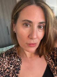 Hazel eyes love to play games!!! 🤣