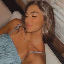 Grace Brock's Instagram, Twitter & Facebook