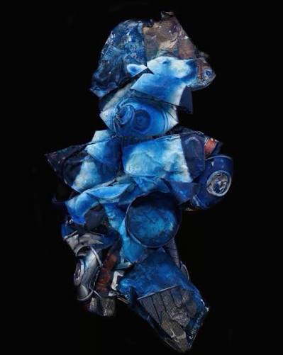 BOMBES M&Eacute;T&Eacute;O ☄️ Tr&egrave;s heureuse de participer &agrave; cette exposition collective de la @galerienatureforte r&eacute;unissant 30 artistes autour de la bombe a&eacute;rosol et de son langage artistique. 📍 Galerie @galerienatureforte &mdash; Paris