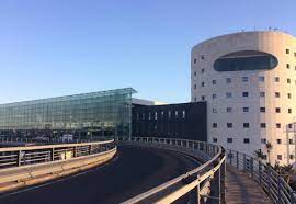 Map and services how to reach the airport rent a car. Flughafen Catania Wikipedia