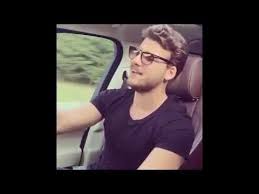 شاب تركي وسيم يقلد اغاني عربية و اجنبية Dubsmash Turkish 2016 Youtube T Shirts For Women Youtube Mens Fashion