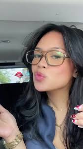 @Sunnies Face lip glaze 🐟🫦 @Sunnies Studios tobias 👓 #makeup #makeuptok  #tiktokph #sunniesface #fyp #fitcheck