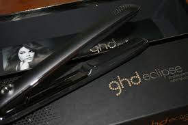 Il possède les mêmes fonctions et permet d'obtenir les mêmes résultats. Scoop Eclipse De Ghd Le Styler Qui Dompte Les Cheveux Difficiles Poulette Blog