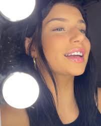 Alanna Moon's Instagram, Twitter & Facebook