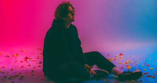 lewis capaldi makes it three weeks at irish singles number 1