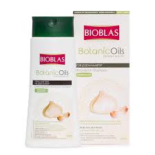 Leave on for 10 minutes and rinse off completely with shampoo and conditioner. Garlic Shampoo 360 Ml Odourless Dermatologically Tested Anti Hair Loss Shampoo With Organic Oil Bioblas Botanic Oils Buy Online In United Arab Emirates At Desertcart Ae Productid 78711323