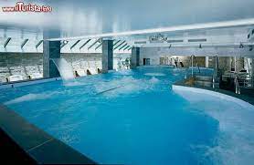 Un 8 marzo con le amiche, un anniversario speciale, l'addio al nubilato, il giorno del compleanno. Lo Stabilimento Termale Grand Hotel Terme Roseo A Bagno Di Romagna