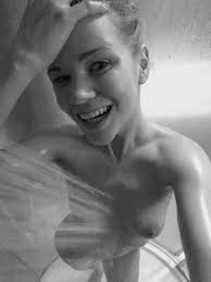 Sarah Kay - Free nude pics, galleries & more at Babepedia