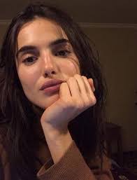 Kerry Castro's Instagram, Twitter & Facebook