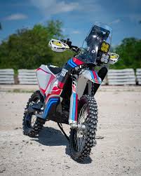 Blake Draguesku Auf Instagram New Lights Graphics Vibe Adventure Bike Motorcycles Adventure Motorcycling Motorcross Bike