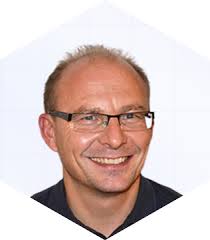 EV & Autonomous Vehicle Development with Digitalization