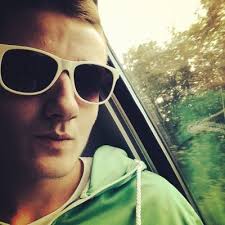 Toni Stein (@Stoni_XD)