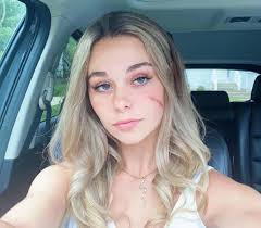 March 2023: The Athens All Around Issue by Thread Magazine