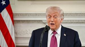 Trump confunde a Irán con Tokio: Culpa a la ‘República Islámica de Japón’ de atacar un buque de EU