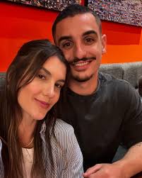 a vida é o que acontece com você enquanto você está ocupado fazendo outros  planos. 🩵