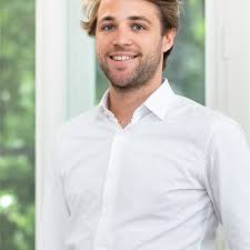 Jeremy Gosse's Instagram, Twitter & Facebook