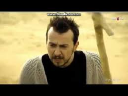 Kitap ilk kez ve o gün satışa sunulacak. Leyla Ile Mecnun Burak Aksak Kendine Gonderme Youtube