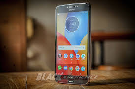 It's easy to tell them apart by the feel as well. Review Moto E4 Plus Tak Semua Plus Plus Blackxperience Com