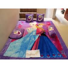 Dalam penjualan karpet bulu halus set sudah termasuk 1 buah karpet, bantal 2 pcs dan keset 1 pcs. Karpet Karakter Bulu Rasfur Murah 5cm Uk 150x200 Motif Frozen Ungu Muda Tipe 3 Shopee Indonesia