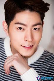 Doris Pau (doris4399)