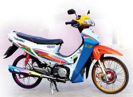 Modifikasi motor thailook keren dana 1,5 jt an#karisamaindondonesia#karismathailandjangan lupa subscribe ya guys Honda Karisma 03 Mojokerto Pure Mothai Murmer