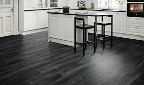 La superficie resistente al rayado y a la 4. Suelo Laminado De Cocina Decorativo Imagenes Y Fotos