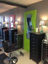See more ideas about salon stations, hair salon, hair salon stations. Pin By Melissa White On Salon Pop Art Meets Shabby Chic Hair And Nails Salon Suites Decor Salon Stations Diy Salon Stations