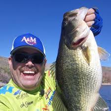 Mike Pascale's Instagram, Twitter & Facebook