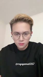 Jauh membawa diri bukan bermakna tuk lupakn kau,tpi tuk tenangkn kerinduan  ku pada kau…#kumenantimudisyurga #sentiasamenyayangimu❤  #merinduimusetiapmasa #cintamatiku❤💍 #sakitmerindupadayangtelahtiada ...