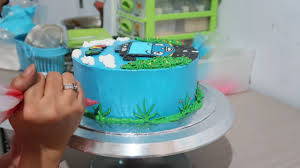 Setiap hari aku bersyukur kepada tuhan karena telah mempertemukanku. Cara Menghias Kue Ulang Tahun Tayo The Little Bus Karakter Tart Cake Sederhana Youtube