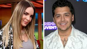 Demostrando que su amor está más solido que nunca. Christian Nodal Asegura Que Quiere Casarse Con Belinda En 2021 Mamaslatinas Com