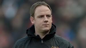 Shaun Pearson: Grimsby Town defender signs for Wrexham