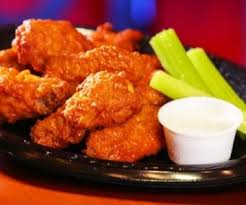 Recetas mediterráneas hay varias pero las alitas son un plato perfecto para una fiesta o un grupo grande…y si es con cerveza mejor q mejor. Alitas De Pollo Buffalo Agripicantes Recetin